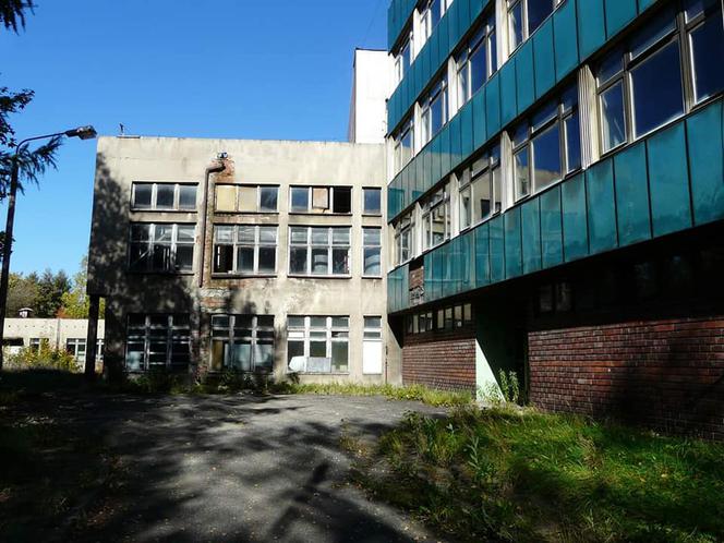 Opuszczony szpital w Zabrzu. Kiedyś świetna lecznica. Teraz odstraszająca ruina