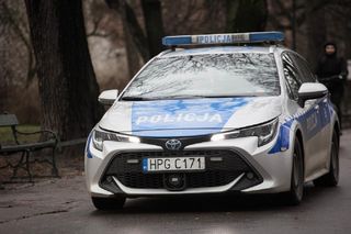 Potrącił druhnę kierującą ruchem i próbował uciec. Miał ponad 1,5 promila