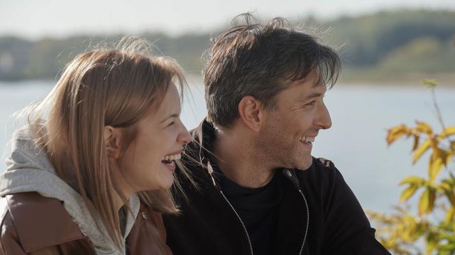 Na dobre i na złe odc. 764. Dominika (Paulina Gałązka), Marcin (Filip Bobek)