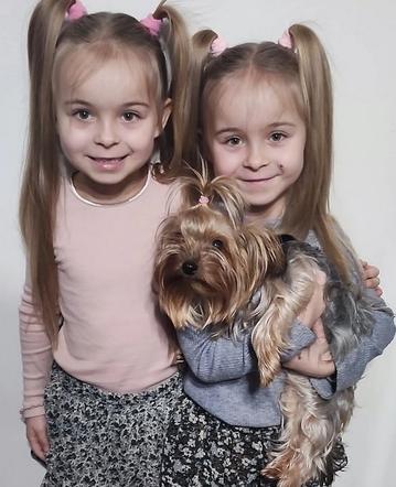 Bliźniaczki Nadia i Natalia Witkowskie pojawią się w nowym sezonie M jak miłość w roli pacjentki Anety