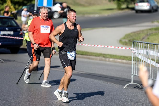 Tysiące biegaczy przebiegło ulicami Bytomia.