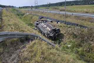 Śmiertelny wypadek na S5. Nie żyje 45-letni mężczyzna. Droga jest zablokowana [ZDJĘCIA]