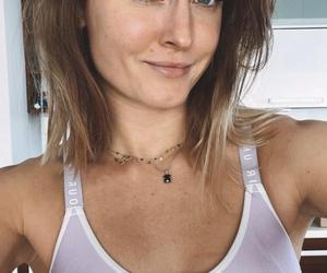 Martyna Grajber w staniku
