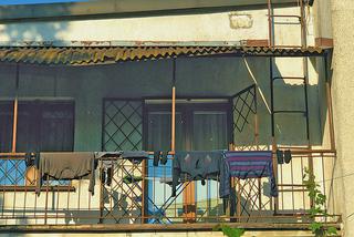 Buduje Polskę, a dom ma w riunie