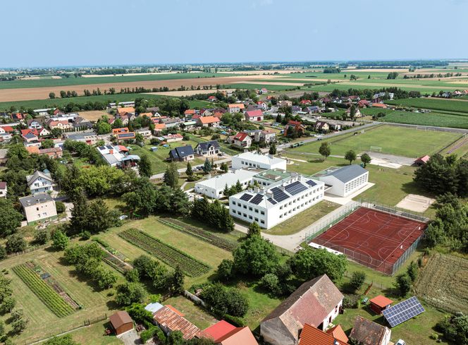 Szkoła - Domaniów 7