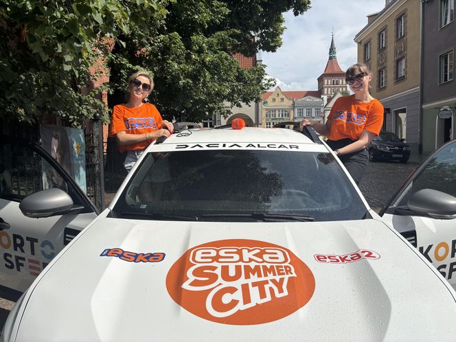 Tłumy przyjezdnych i uśmiechy na twarzach. Wakacyjny patrol Eska Summer City na olsztyńskiej Starówce