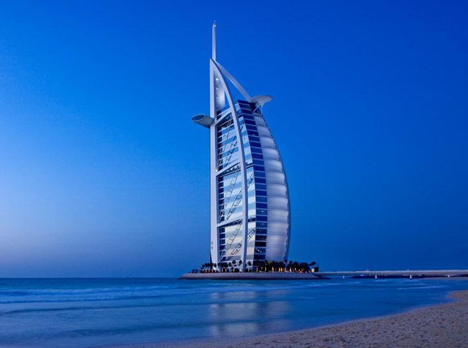 Hotel w Dubaju. Burj Al Arab 