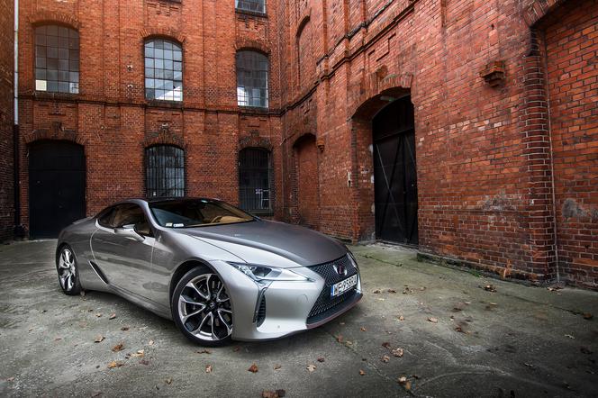 Lexus LC500h 3.5 V6 359 KM Superturismo