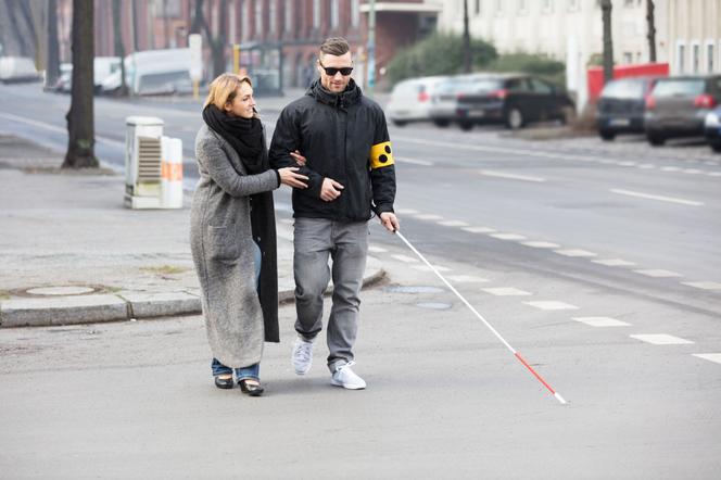 Międzynarodowy Dzień Białej Laski – strać wzrok na godzinę