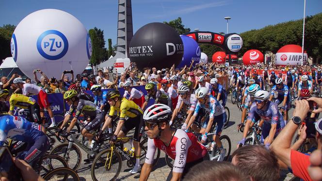 81. Tour de Pologne wystartował z Wrocławia! Rozpoczął się wielki wyścig na drogach Dolnego Śląska 