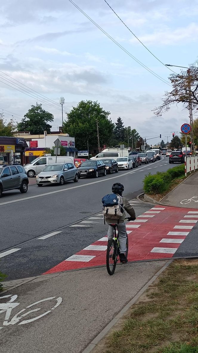 Totalny paraliż Warszawy. Wszystkie ulice stanęły. Policja się tłumaczy