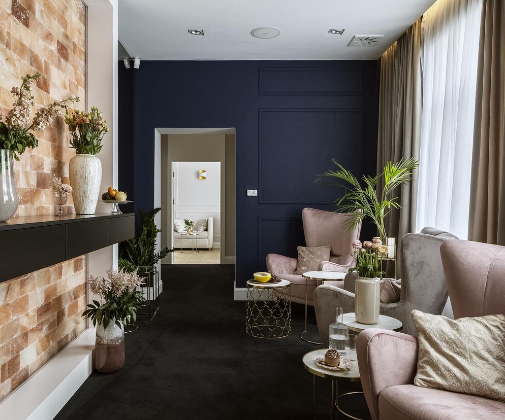 Good Time Day SPA: klasycystyczne wnętrza z nutą glamour. Ściany udekorowano cegłami z… soli