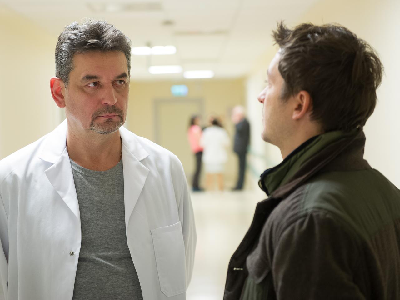 Na Wspólnej odcinek 2259, Bogdan (Wojciech Brzeziński), Godlewski (Artur Dziurman)