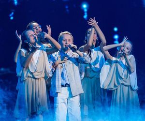 Tak wyglądał występ Polski na Eurowizji Junior 2024! Dominik Arim oczarował widzów magią na scenie