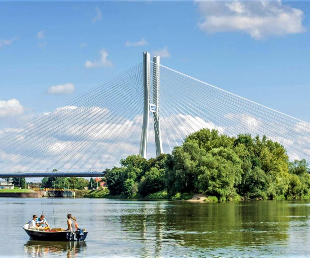 Najwyższy most w Polsce zapiera dech w piersiach. Ma aż 122 metry!