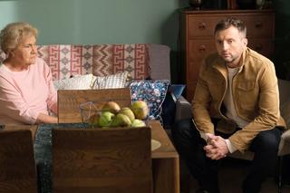 M jak miłość odc. 1713. Bartek (Arkadiusz Smoleński), Barbara (Teresa Lipowska)