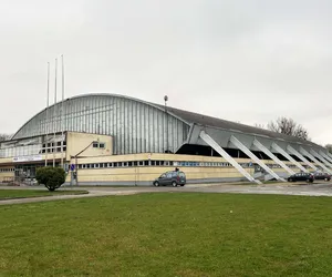 Hala lodowa w Oświęcimiu ma zyskać nowe skrzydło. Trwa konkurs architektoniczny 