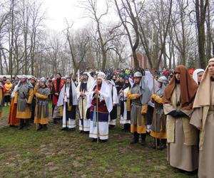 Misterium Męki Pańskiej na kalwaryjskim wzgórzu w Piekarach Śląskich