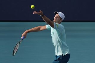 Hubert Hurkacz pierwszy raz w półfinale turnieju ATP na mączce! Polska czekała na to 13 lat, pokonał przyjaciela Alcaraza [WYNIK]