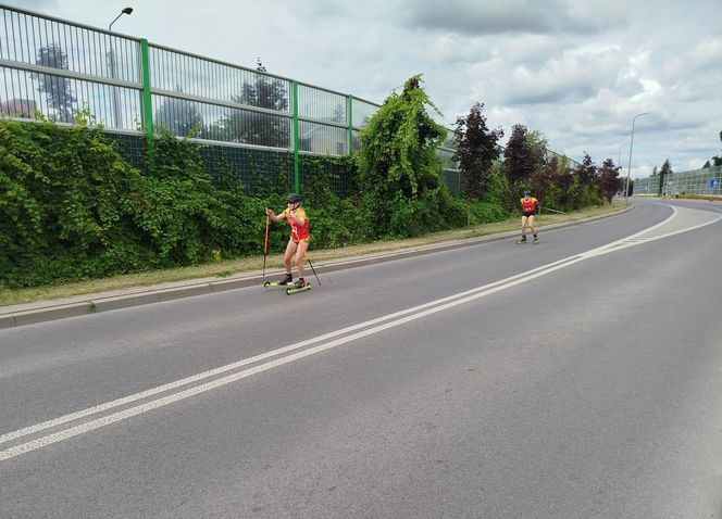 Zawody o Puchar Polski na nartorolkach Marwe Cup 2025 zostały zainaugurowane w Siedlcach