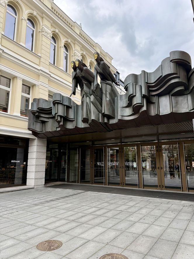 Litewski Narodowy Teatr Dramatyczny przy Alei Giedymina