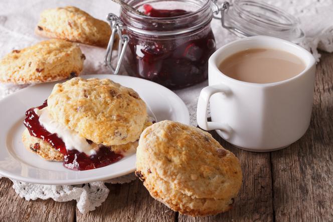 Bułeczki scones: przepis na śniadanie