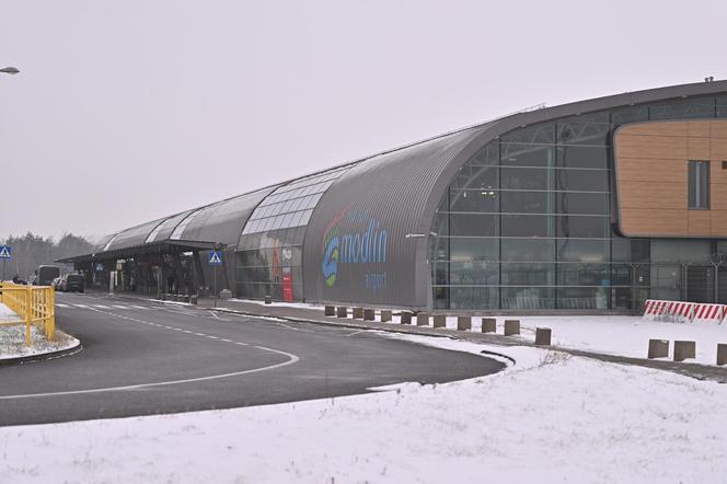 Wielka rewolucja dla pasażerów lotniska w Modlinie. To koniec koszmaru?! Jest decyzja