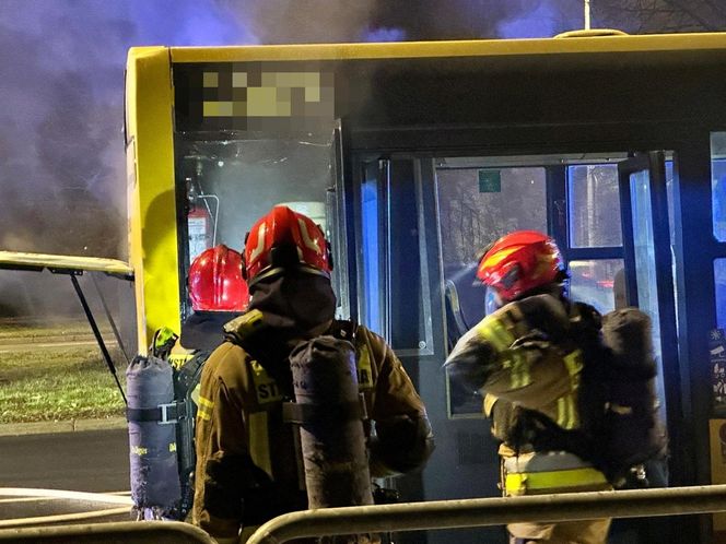 Pożar autobusu w Warszawie