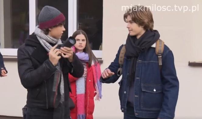 M jak miłość odc. 1664. Basia (Karina Woźniak), Dawid (Iwo Wiciński), Antek Nieśpielak (Franciszek Szymański),