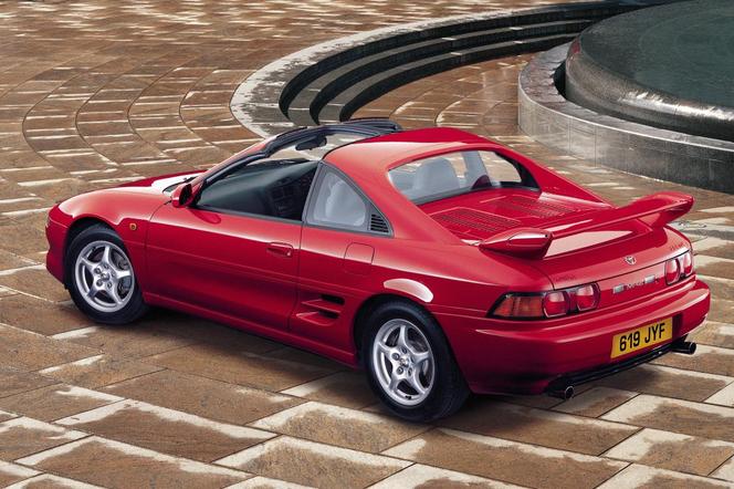 Toyota MR2