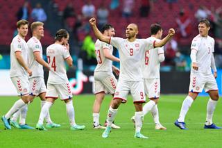 EURO 2020 - wzruszające oświadczyny na meczu. To dowód, że futbol wpływa na miłość!