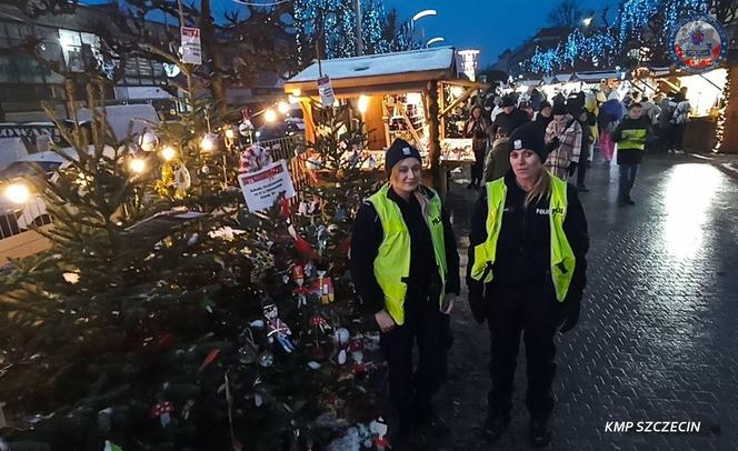 Policja na Jarmarku Bożonarodzeniowym w Szczecinie