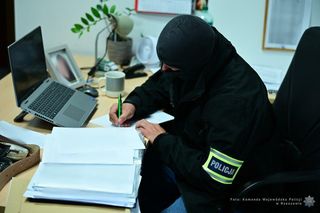 Afera korupcyjna na Podkarpaciu. Inspektor brał łapówki od ukraińskich kierowców