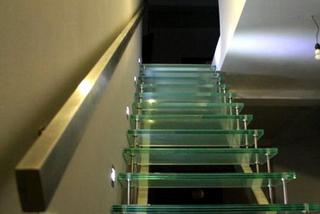 Szklane schody wewnętrzne
