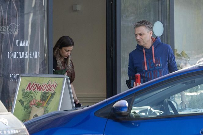 Damięcki i Schejbal wiją wspólne gniazdko? Noszą ciężkie kartony