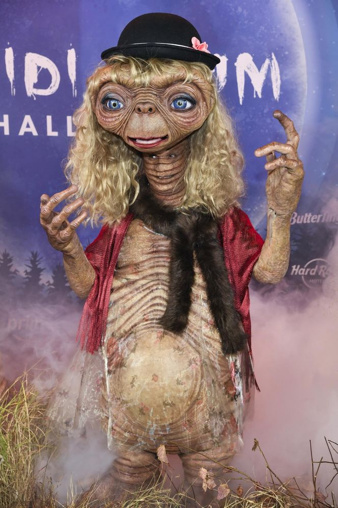 Oto przebrania gwiazd na Halloween! Ona przebrała się bez ubrań! a Heidi Klum za E.T.