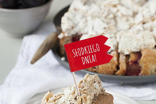 Ciasto śliwkowe z bezą cynamonową