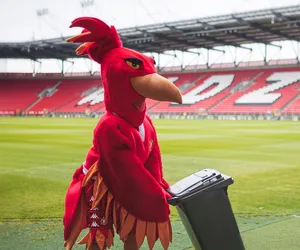 Wielkie sprzątanie wokół stadionu Widzewa 