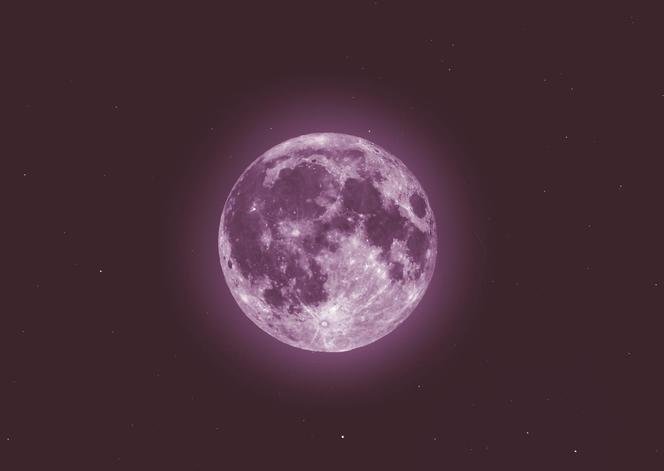 Różowy Księżyc w kwietniu 2024. Na niebie zobaczymy magiczne zjawisko