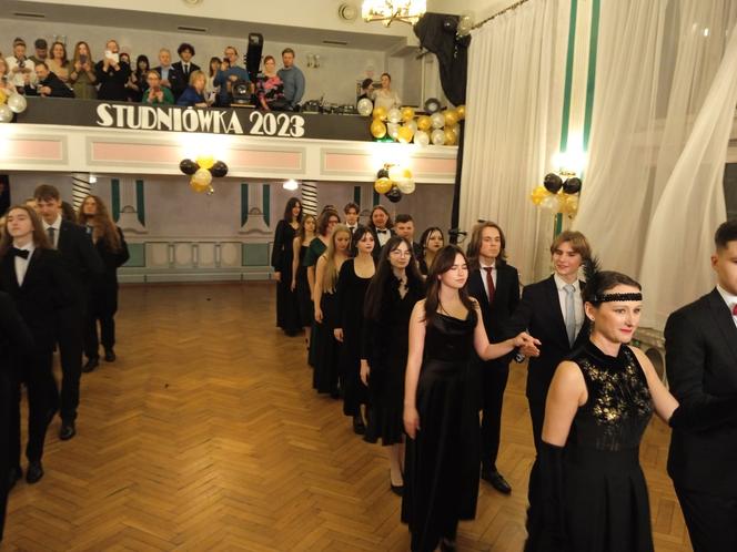 Studniówka 2023 w II LO w Poznaniu