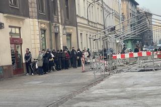 Tłusty czwartek 2023 w Krakowie. Mieszkańcy tłumnie ruszyli do cukierni! Gdzie są największe kolejki?