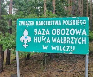 Tragedia na obozie harcerskim. Śledczy sprawdzają, czy rodzice wiedzieli o próbie w jeziorze