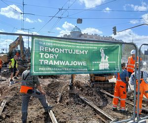 Tramwajowy remont pl. Zawiszy w Warszawie