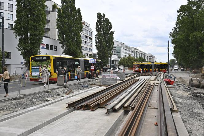 Tramwaj do Wilanowa wytnie autobusy?! Od września wielkie zmiany w komunikacji. ZTM zaczyna konsultacje z mieszkańcami