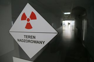 Pożar przy Narodowym Centrum Badań Jądrowych. Ewakuowano 32 osoby