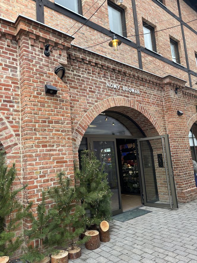 Zobacz wyjątkowej wnętrze nowej restauracji w Poznaniu