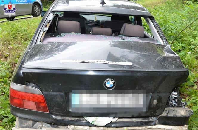 73-latek rozbił BMW 