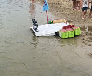 Kraśnickie Mistrzostwa w Pływaniu na Byle Czym