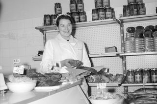 QUIZ PRL. Co się jadło w PRL-u?