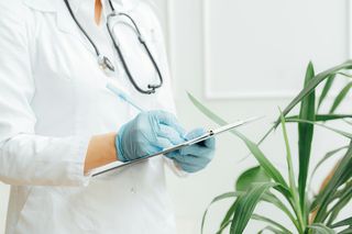 Wirusowe zapalenie wątroby – co to za choroba i jak się przed nią uchronić?
